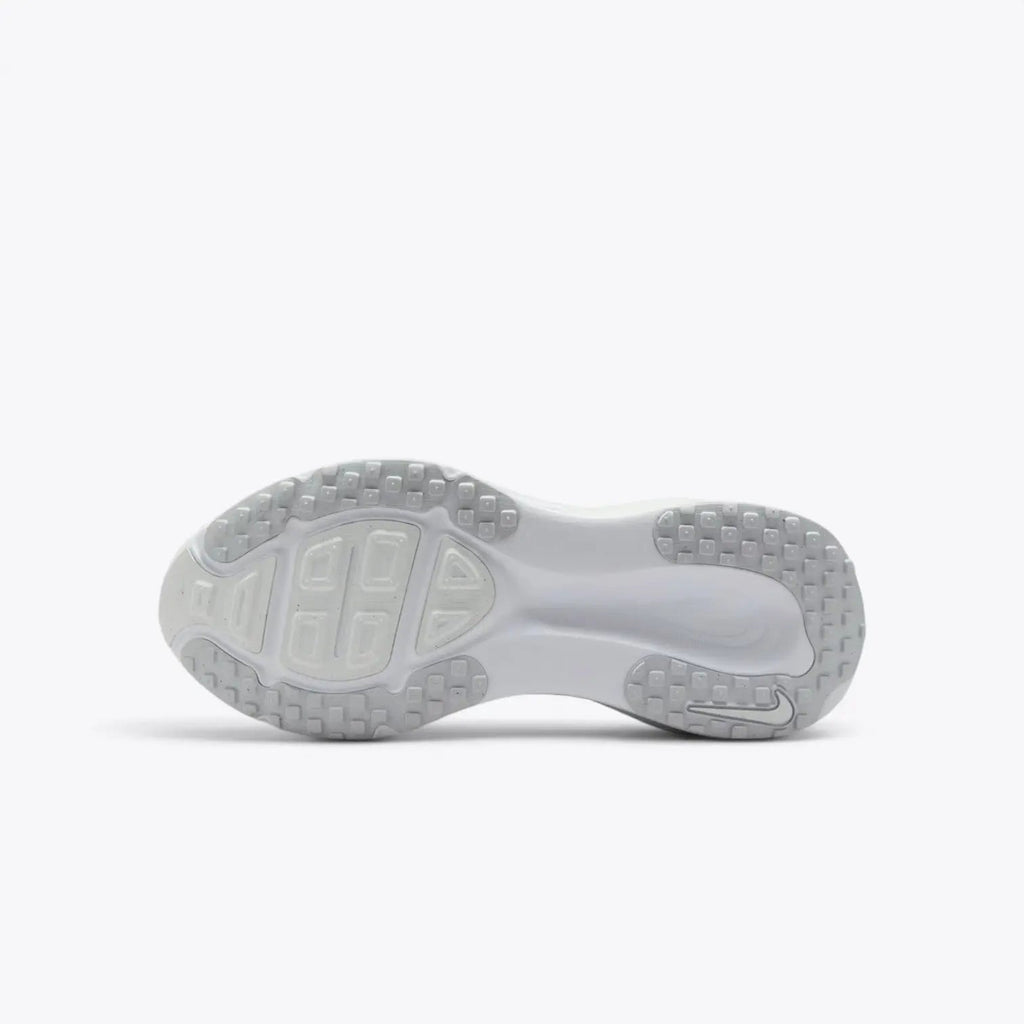 Nike Vomero 18 White Metallic Silver Photon Dust