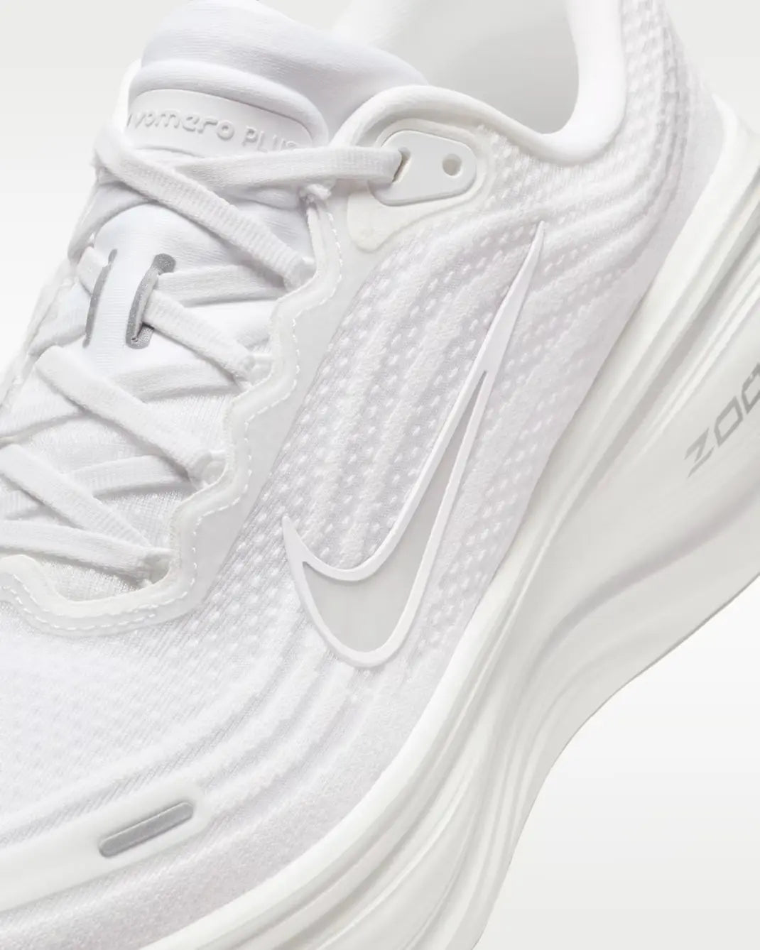 Nike Vomero Plus White Metallic Silver Light Smokey Grey