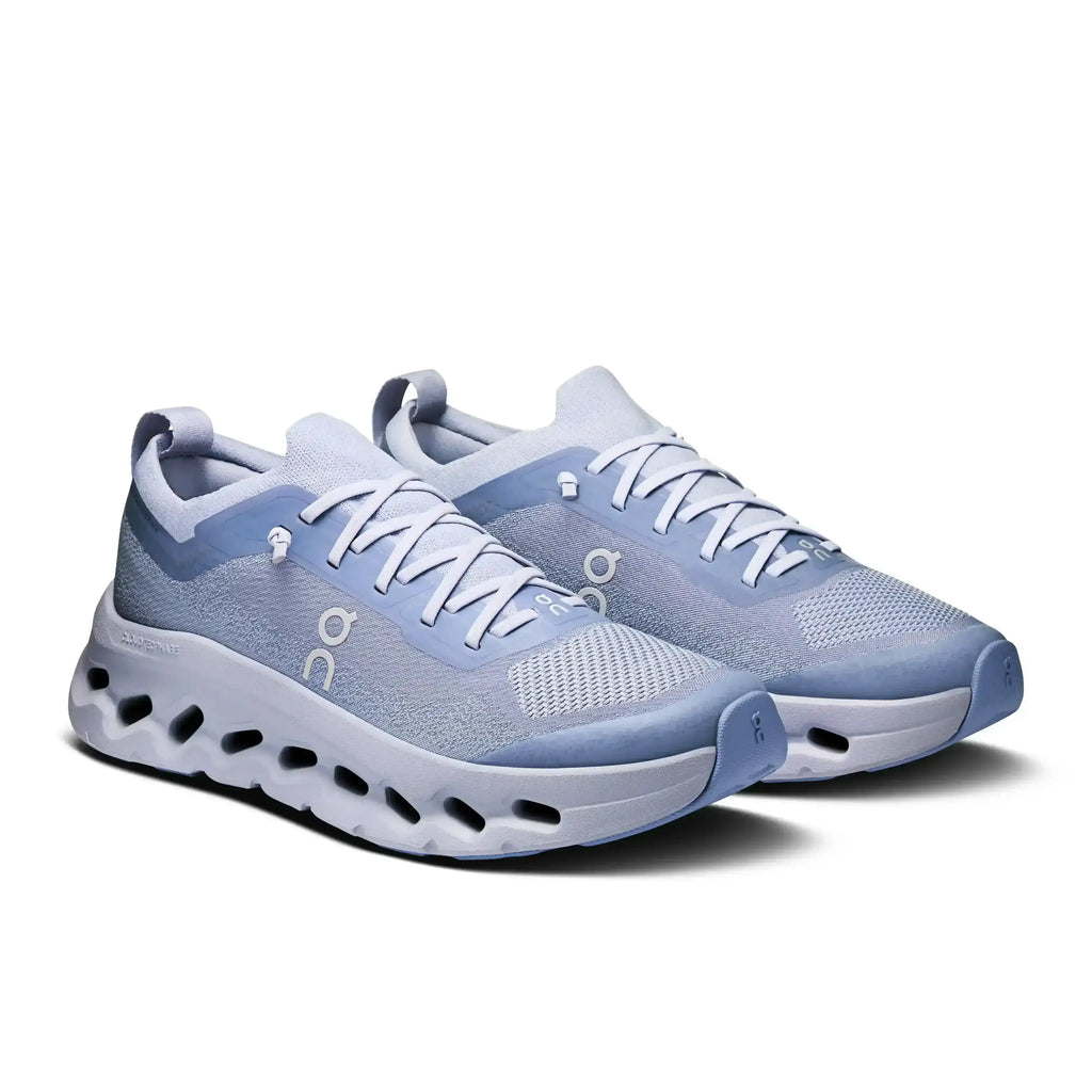 On Cloudtilt Moon